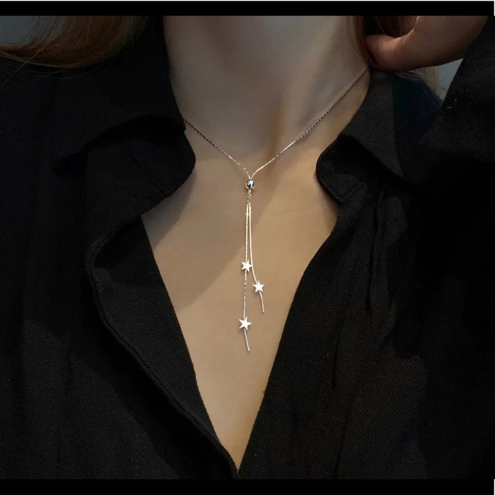Chic & Sleek Star Tassel Silver Necklace Accessory Jewelry